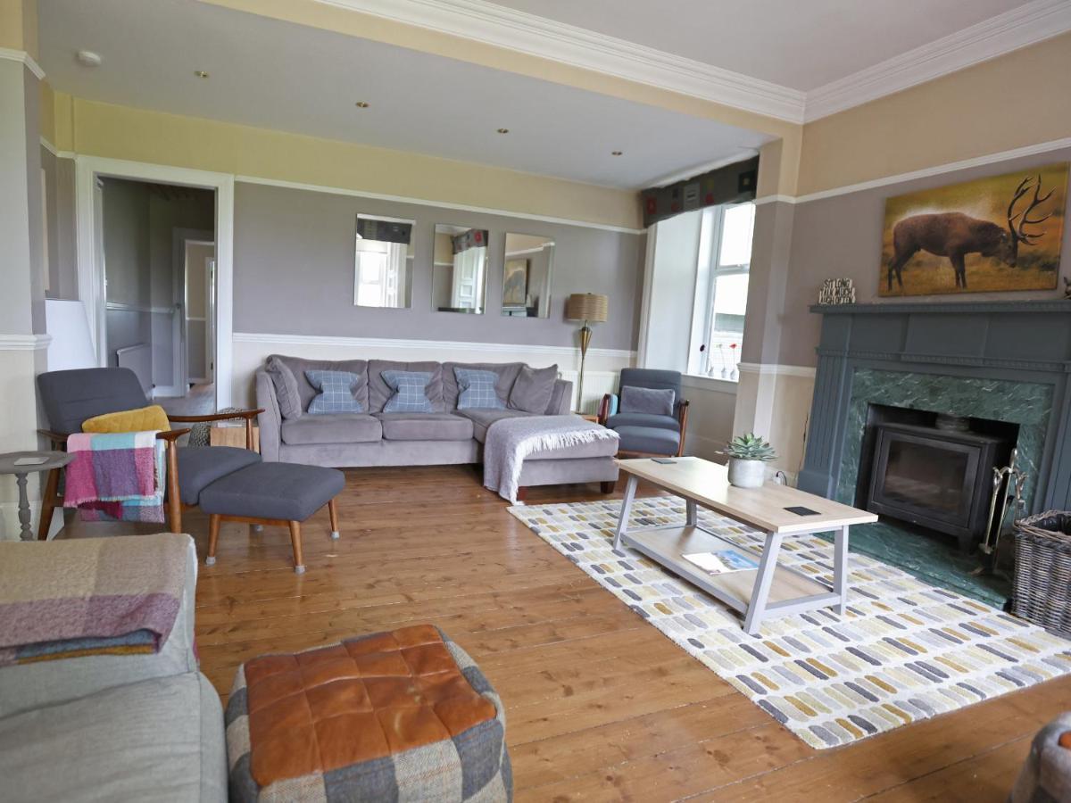 Roseburn Villa Pitlochry Bagian luar foto