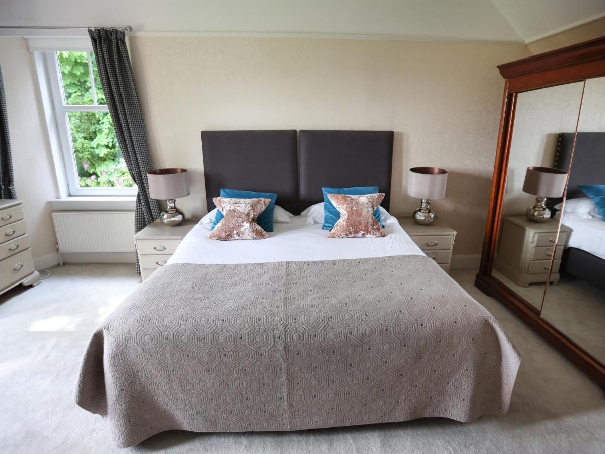 Roseburn Villa Pitlochry Bagian luar foto