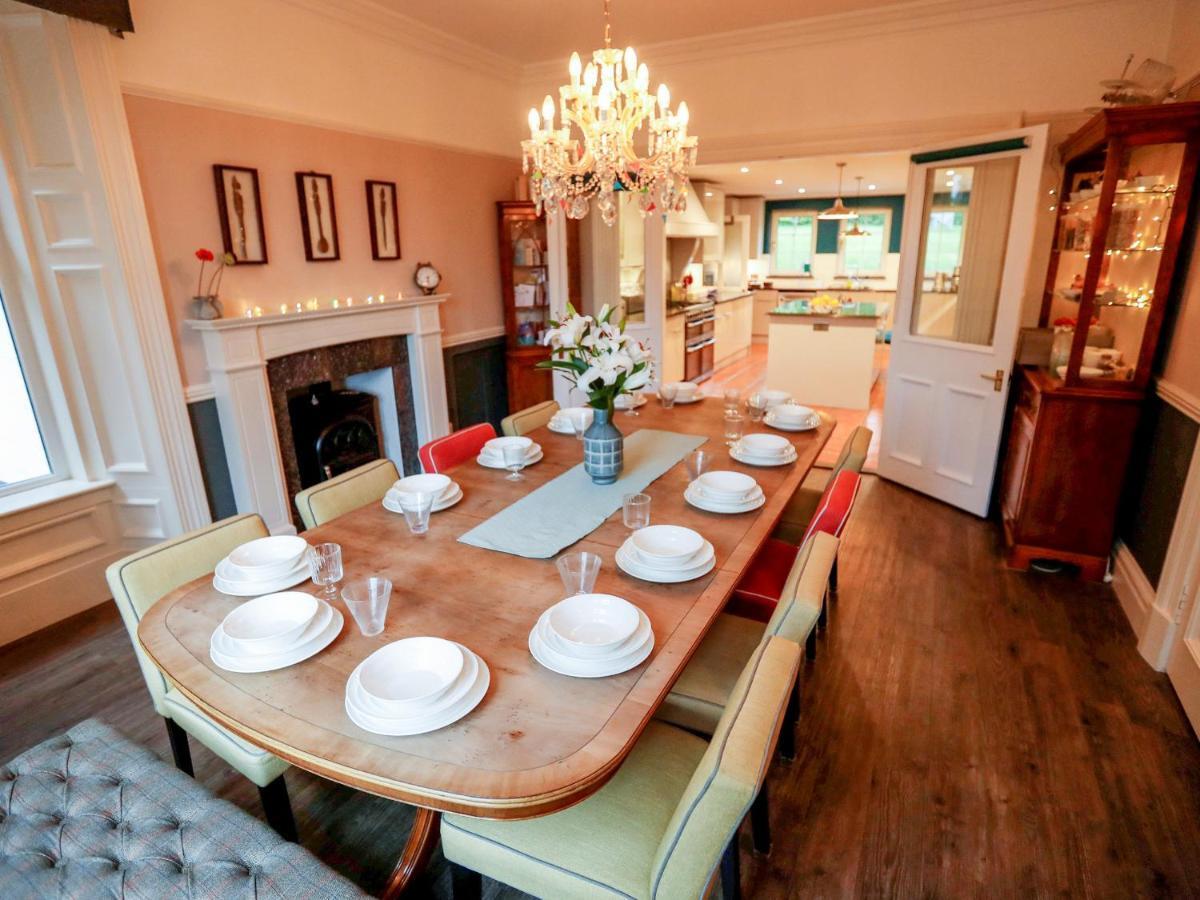 Roseburn Villa Pitlochry Bagian luar foto