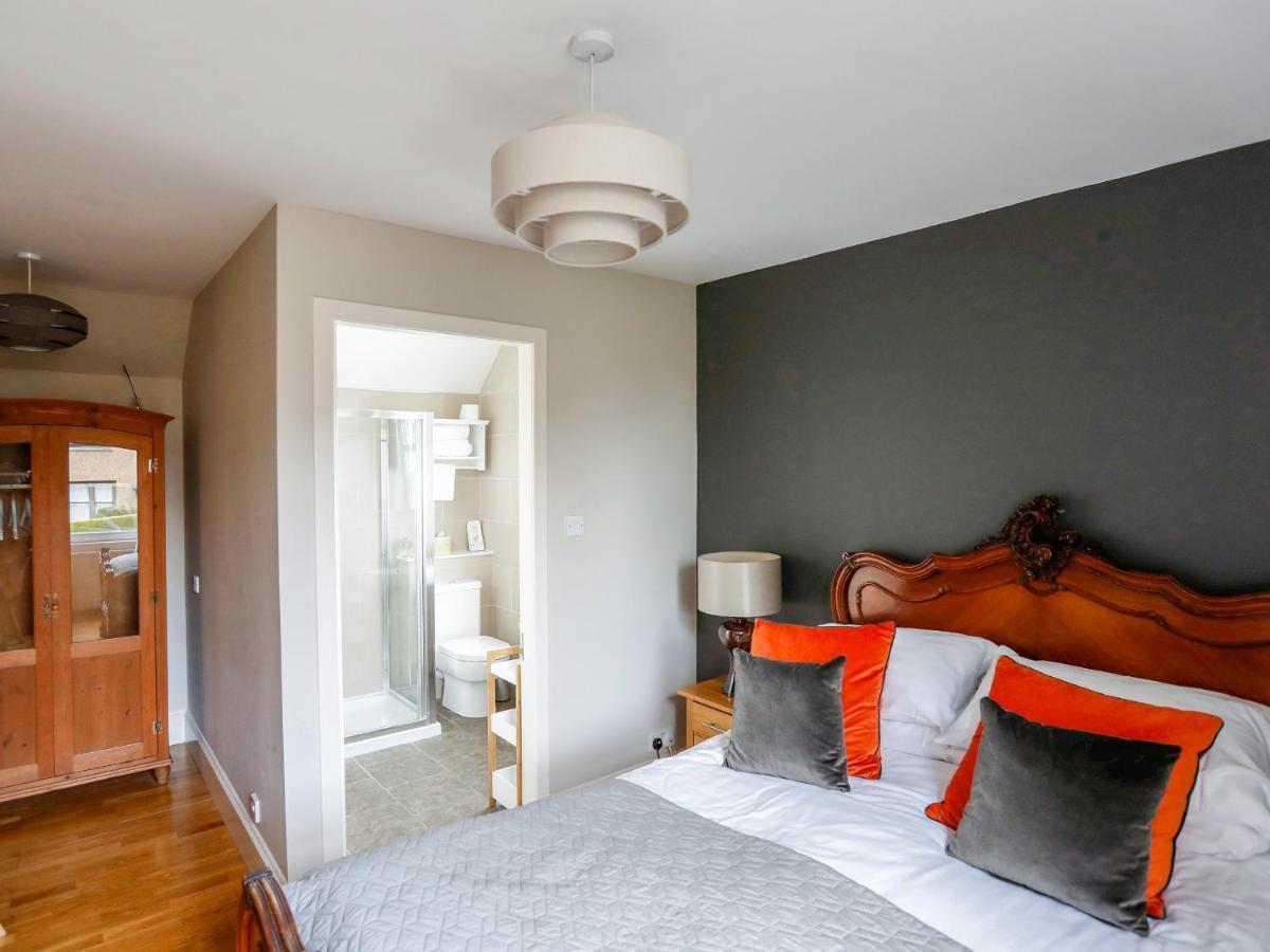 Roseburn Villa Pitlochry Bagian luar foto